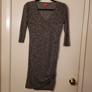 Grey midsleeve bodycon dress